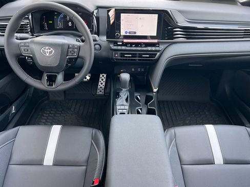 New 2026 Toyota Camry SE FWD image 9