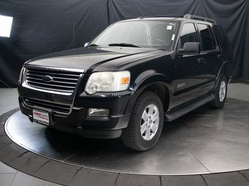 Used 2008 Ford Explorer XLT image 6
