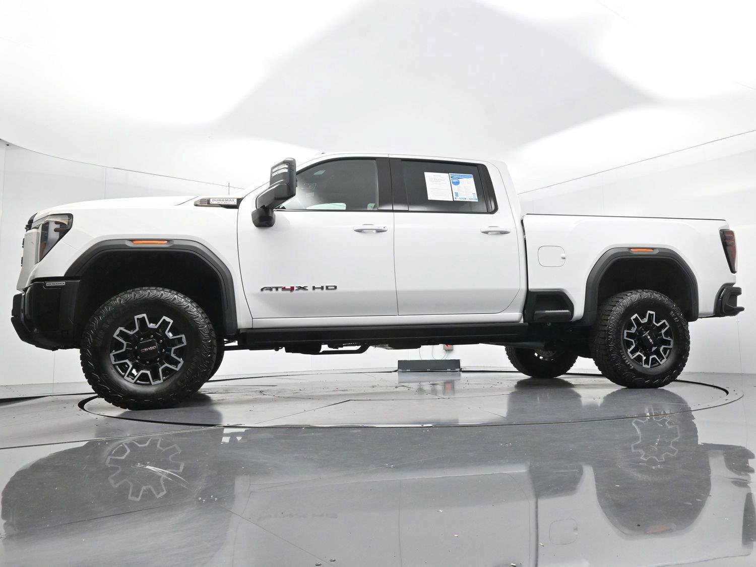 Used 2024 GMC Sierra 2500 AT4X AWD/4WD image 51