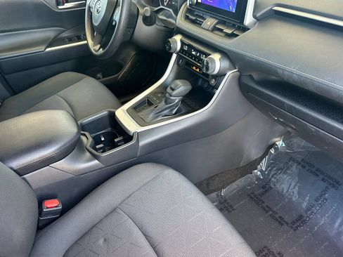 Certified 2025 Toyota RAV4 XLE FWD image 19