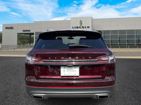 Used 2022 Lincoln Nautilus Reserve AWD/4WD image 4