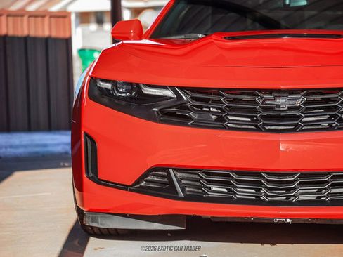 Used 2020 Chevrolet Camaro LT image 35