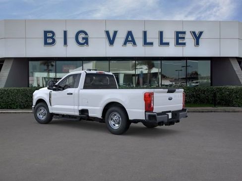 New 2026 Ford F250 XL w/ XL Chrome Package RWD image 4