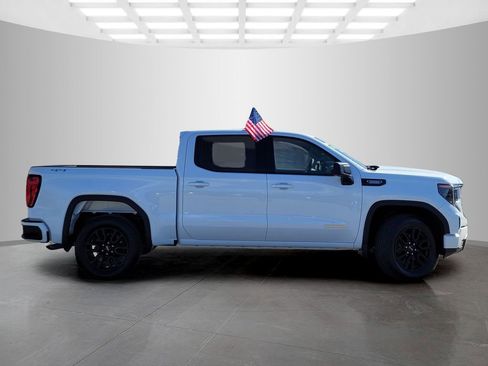 New 2026 GMC Sierra 1500 Elevation image 3