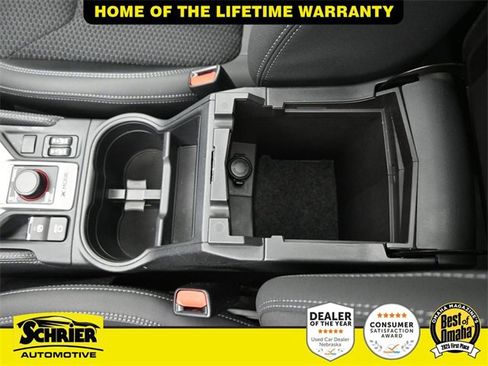 Used 2024 Subaru Forester Premium image 31