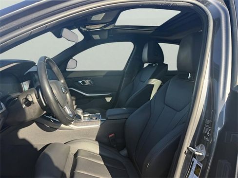 Used 2020 BMW 330i xDrive Sedan w/ Convenience Package image 10