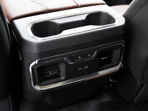 New 2026 GMC Sierra 2500 Denali Ultimate w/ Max Trailering Package image 33