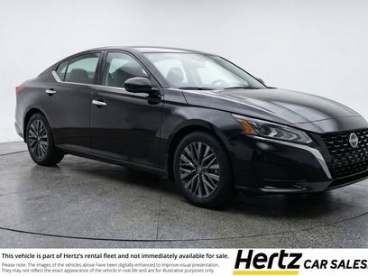 Used 2025 Nissan Altima 2.5 SV