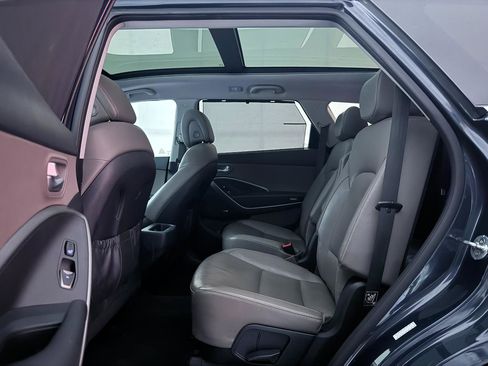 Used 2017 Hyundai Santa Fe Limited w/ Cargo Package image 22