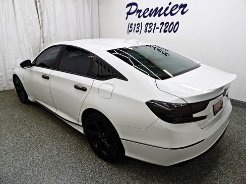 Used 2018 Honda Accord EX image 4