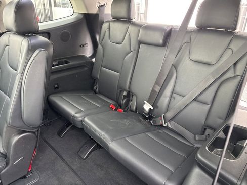 Used 2023 Kia Telluride SX image 19