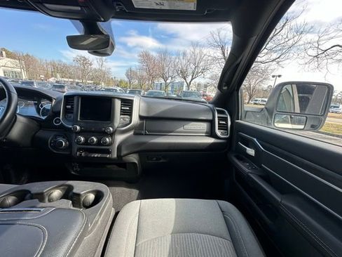 Used 2024 RAM 2500 Big Horn image 27