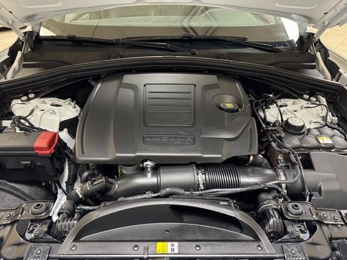 Used 2025 Jaguar F-PACE R-Dynamic S image 28