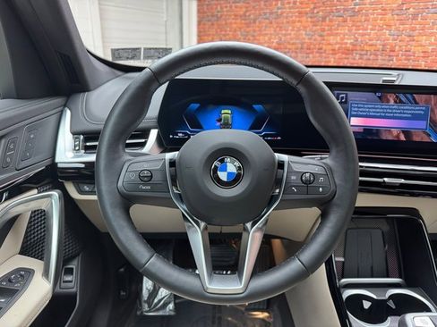 Certified 2025 BMW X1 xDrive28i w/ Technology Package image 13