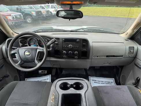 Used 2012 Chevrolet Silverado 3500 W/T image 23