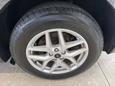 Certified 2023 Ford Edge SEL w/ Convenience Package image 19