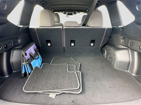 Used 2025 Subaru Forester image 23