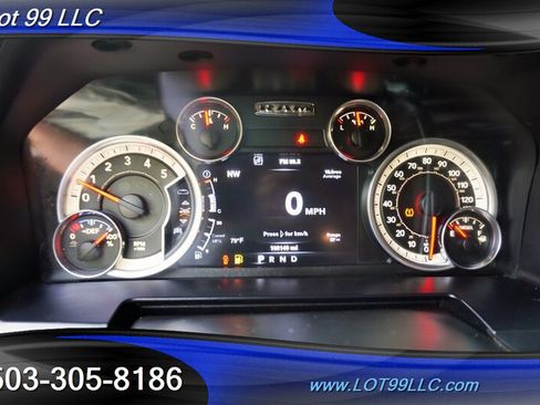 Used 2014 RAM 2500 Laramie w/ Black Appearance Group AWD/4WD image 21