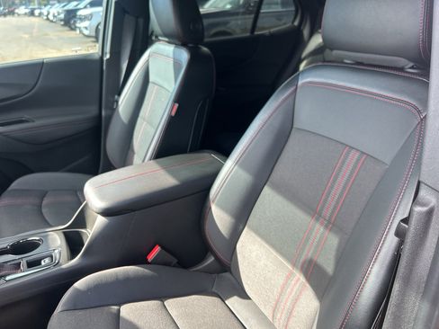 Used 2023 Chevrolet Equinox RS image 21