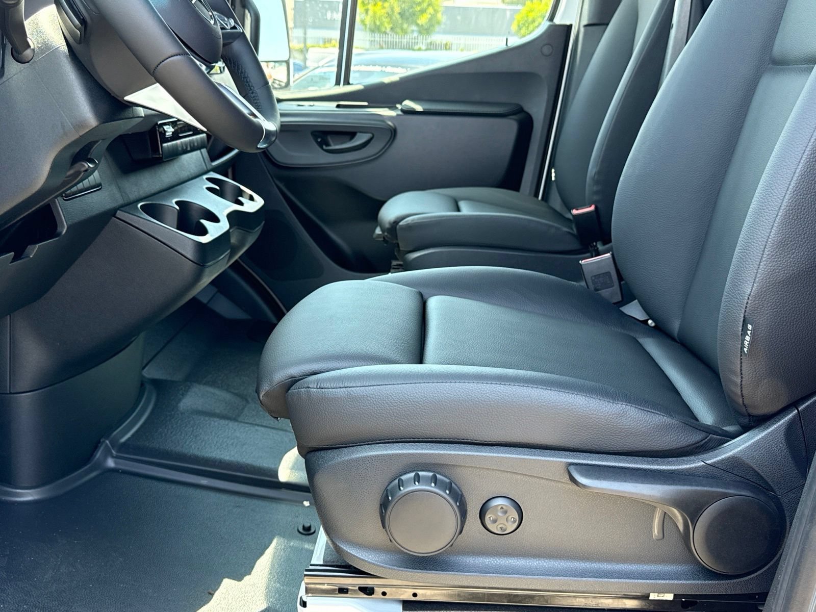 New 2026 Mercedes-Benz Sprinter 2500 image 21