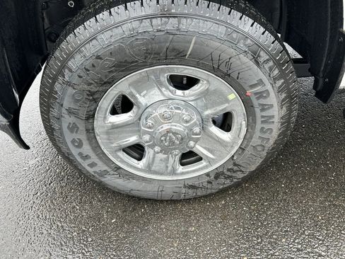New 2026 RAM 2500 Tradesman AWD/4WD image 11