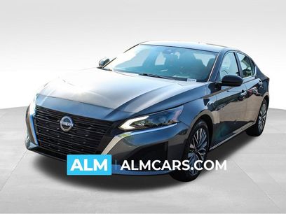 Used 2025 Nissan Altima 2.5 SV