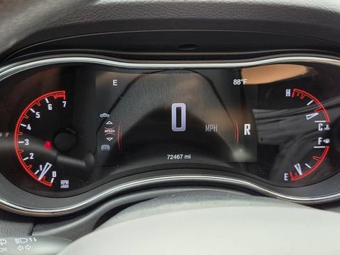 Used 2017 Dodge Durango SXT w/ 3rd Row Seating Group RWD image 24
