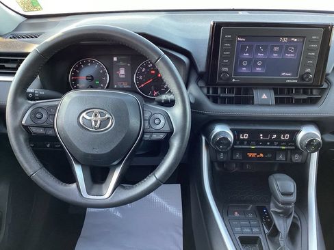 Used 2022 Toyota RAV4 XLE w/ Convenience Package AWD/4WD image 18