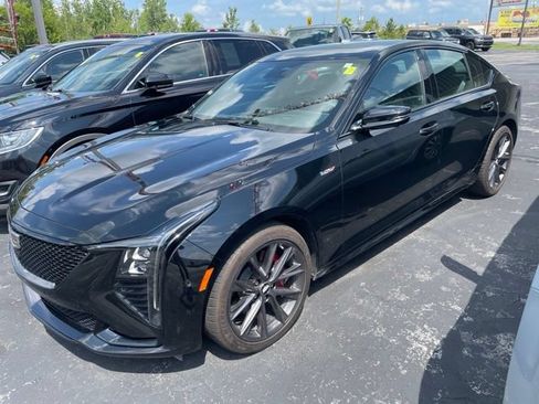 Used 2026 Cadillac CT5 V AWD/4WD image 10