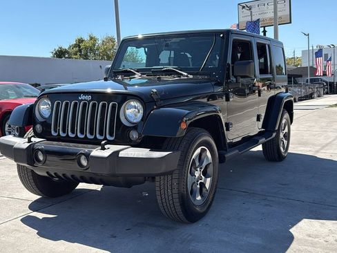 Used 2018 Jeep Wrangler Unlimited Sahara image 10