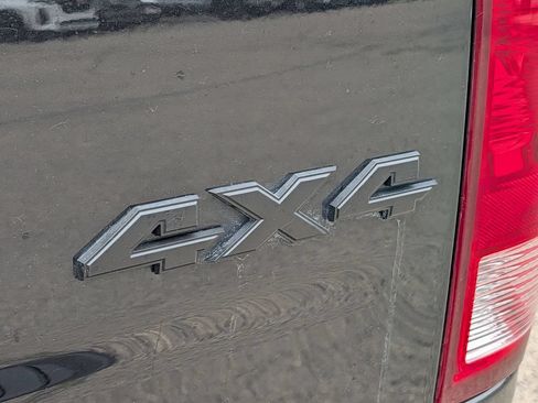 Used 2018 RAM 1500 Big Horn AWD/4WD image 11