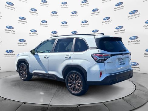 Used 2025 Subaru Forester Sport w/ Popular Package #1 AWD/4WD image 5