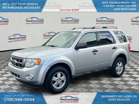 Used 2010 Ford Escape XLT image 1
