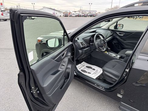 Certified 2023 Subaru Forester Premium image 14