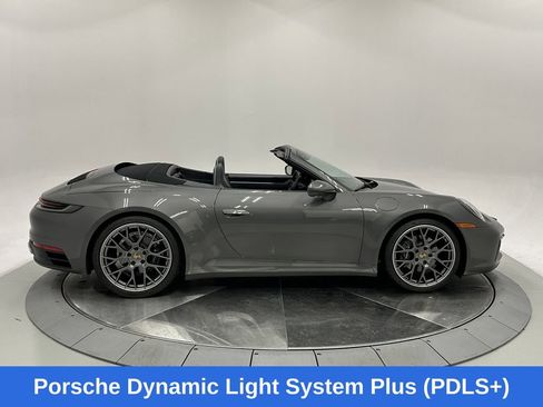 Used 2022 Porsche 911 Carrera image 9