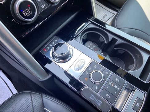 Used 2019 Land Rover Discovery HSE Luxury image 39