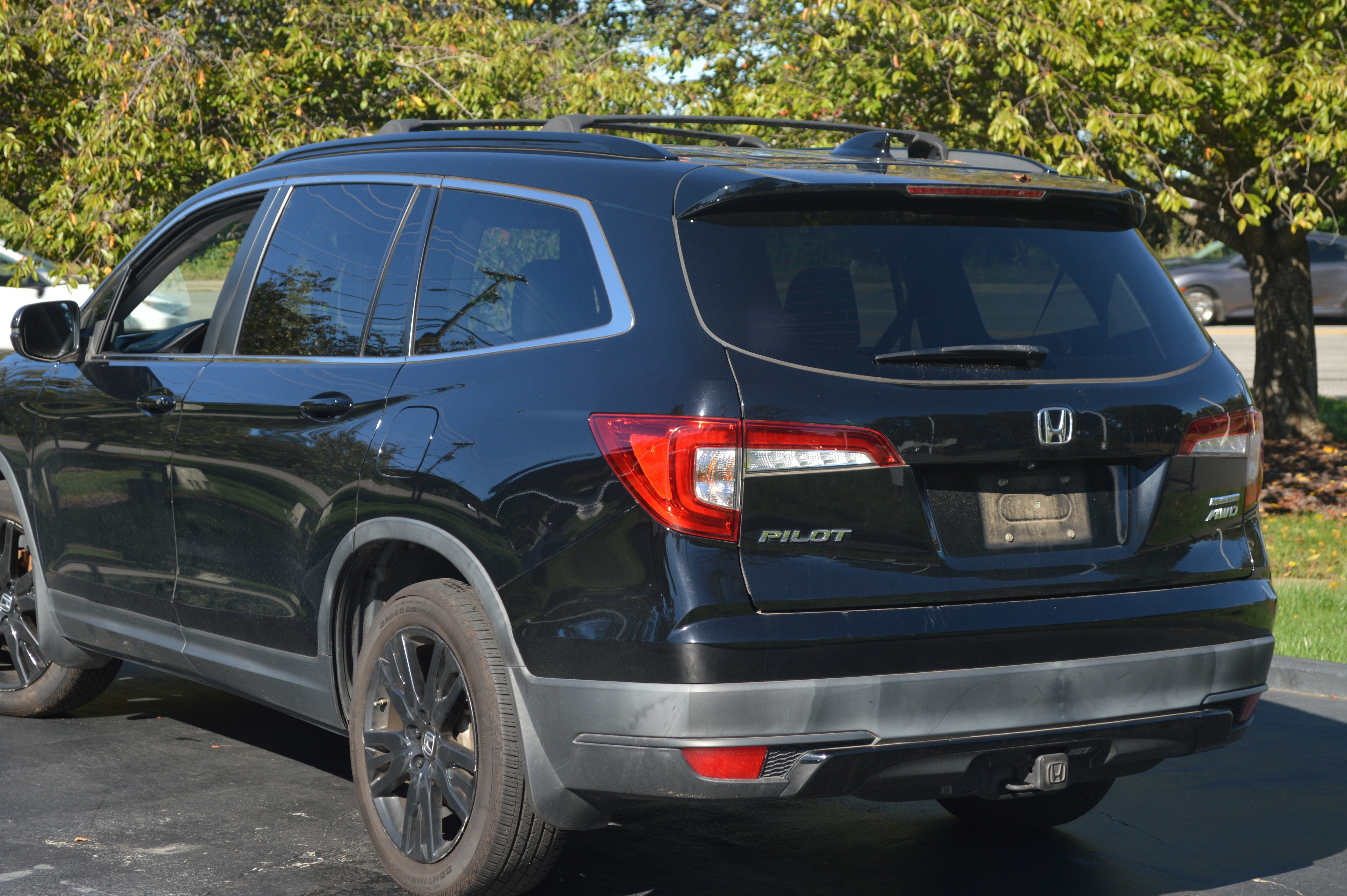 Used 2021 Honda Pilot Special Edition image 2