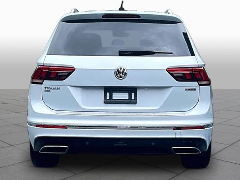 Used 2019 Volkswagen Tiguan SEL R-Line AWD/4WD image 5