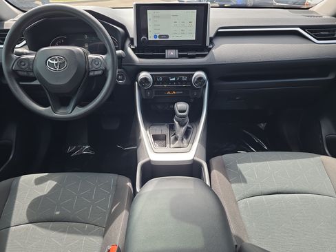 Used 2025 Toyota RAV4 XLE w/ Convenience Package FWD image 15