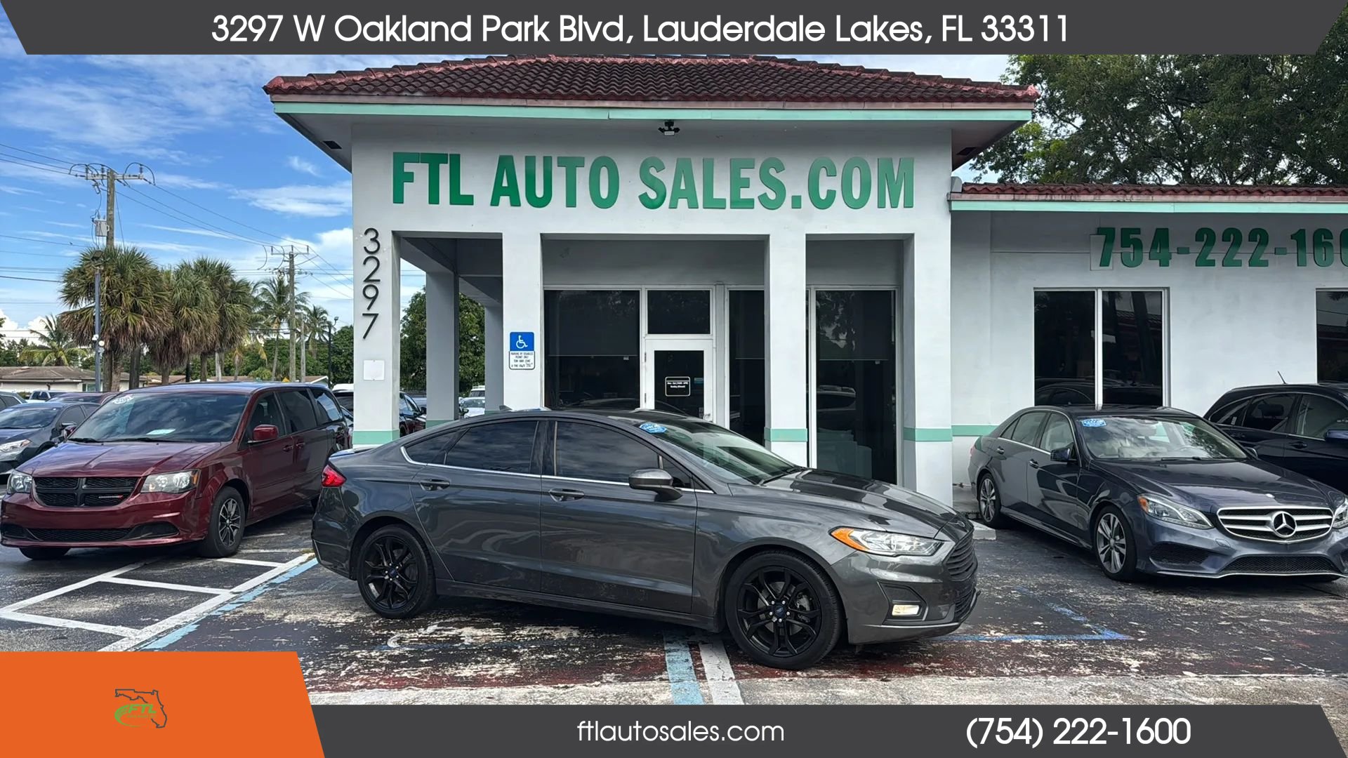 Used 2020 Ford Fusion SE w/ Equipment Group 151A FWD image 12