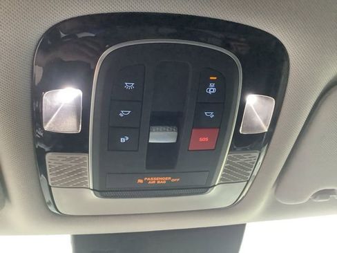 Used 2023 Hyundai Palisade SEL w/ Premium Package image 37