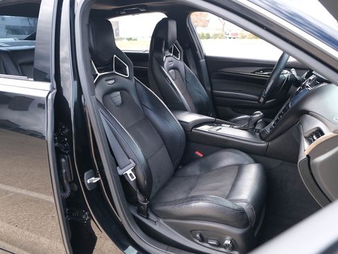 Used 2018 Cadillac CTS V w/ Carbon Fiber Package image 28