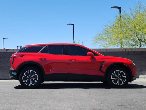 Used 2024 Chevrolet Blazer EV LT AWD/4WD image 10