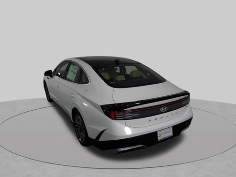 New 2025 Hyundai Sonata Limited FWD image 35