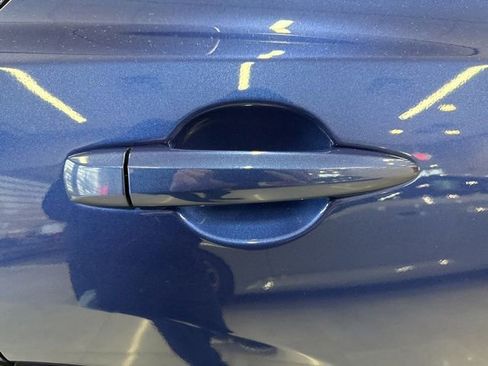 Used 2023 Nissan Rogue SV image 18