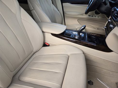 Used 2015 BMW X5 xDrive35i image 15