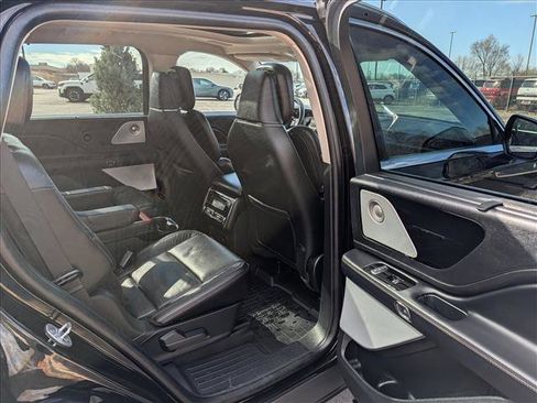 Used 2023 Lincoln Aviator Reserve w/ Equipment Group 201A image 16