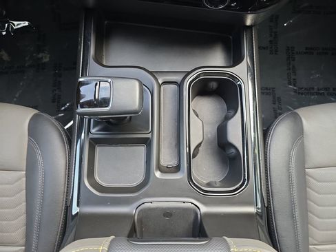 Used 2023 Chevrolet Silverado 1500 ZR2 w/ Technology Package image 13