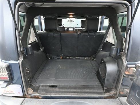 Used 2008 Jeep Wrangler Unlimited Sahara image 29