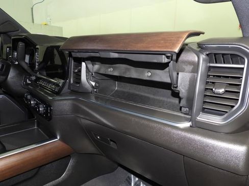Used 2024 Chevrolet Silverado 2500 High Country w/ High Country Premium Package AWD/4WD image 54